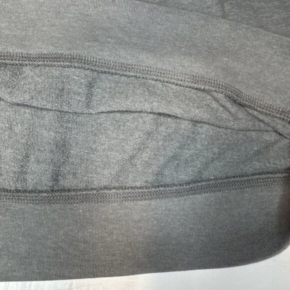 Victoria’s Secret Pink Campus Crew Golden Glow Sweater XS Glitter Gray Yellow - Picture 10 of 10